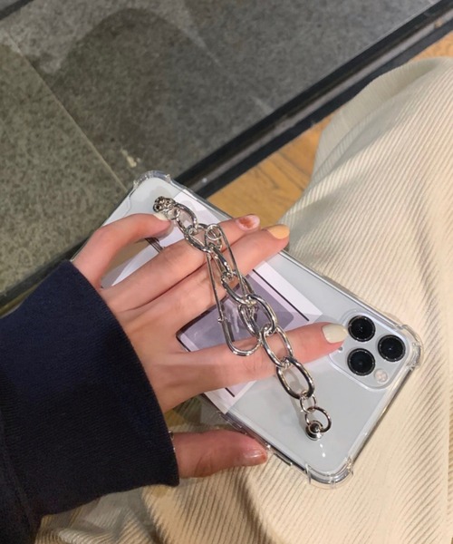 MANGROVE（マングローブ）の「チェーンストラップデザインクリアiPhoneケース（スマホケース/カバー・レディース・クリア・A/C/E/D/B）」の7枚目の写真