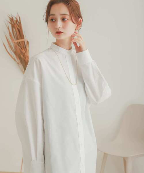 SENSE OF PLACE by URBAN RESEARCH（センスオブプレイスバイアーバンリサーチ）の「スリットスリーブシャンブレーシャツ（シャツ/ブラウス・レディース・オフホワイト/ブルー/キャメル・ONE）」の4枚目の写真