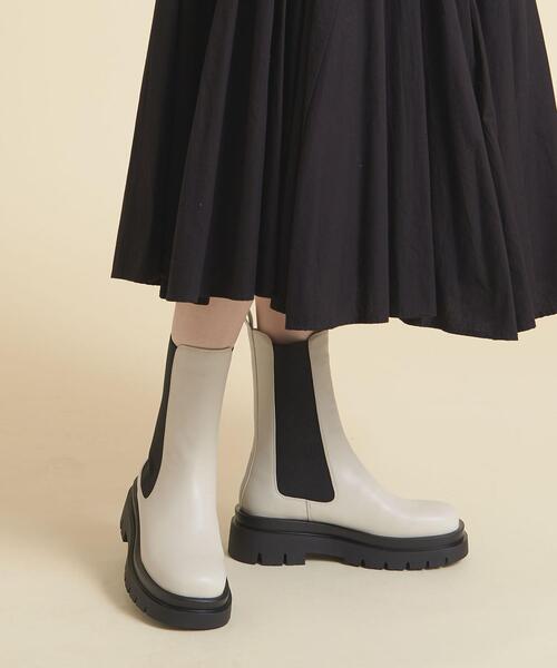 ODETTE E ODILE（オデットエオディール）の「【WEB限定】サイドゴア ショートブーツ55●↑（ブーツ・レディース・ブラック/オフホワイト/モカ/ダークブラウン・24.5cm/23cm/23.5cm/25cm/24cm/22.5cm）」の19枚目の写真