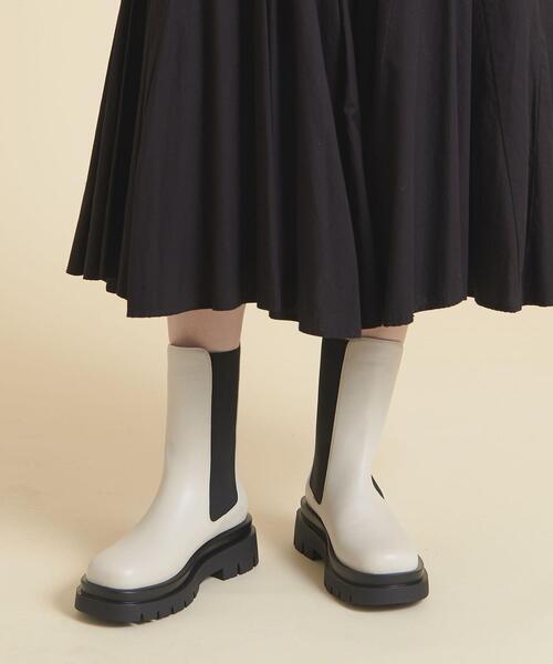 ODETTE E ODILE（オデットエオディール）の「【WEB限定】サイドゴア ショートブーツ55●↑（ブーツ・レディース・ブラック/オフホワイト/モカ/ダークブラウン・24.5cm/23cm/23.5cm/25cm/24cm/22.5cm）」の9枚目の写真