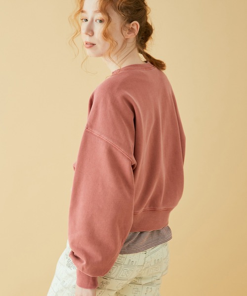 MADEMOISELLE ROPE'（マドモアゼル ロペ）の「<春まで使える>ヴィンテージライクダメージショートスウェット（スウェット・レディース・レッド/ダークパープル/ブルー系その他4・38）」の14枚目の写真