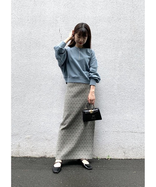 MADEMOISELLE ROPE'（マドモアゼル ロペ）の「<春まで使える>ヴィンテージライクダメージショートスウェット（スウェット・レディース・レッド/ダークパープル/ブルー系その他4・38）」の20枚目の写真