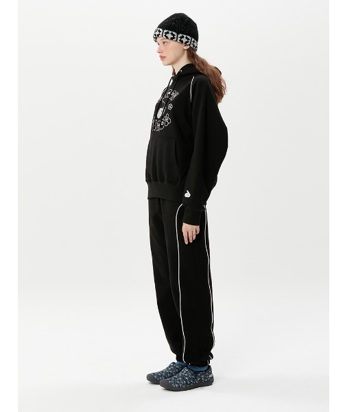 KIRSH(キルシー)の「A'GEM/9 × .kom『KIRSH/キルシー』CHERRY PIPING HOODY/チェリーパイピング プルオーバーパーカー(パーカー・レディース・ブラック/グレー/アイボリー・FREE)」の5枚目の写真