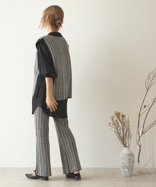 rectangle(レクタングル)の「ダイヤ柄ジャガードベスト(ベスト・レディース・ブラック/ベージュ/オリーブ/モカ・FREE)」の14枚目の写真