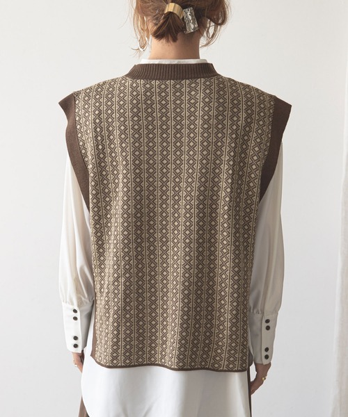 rectangle(レクタングル)の「ダイヤ柄ジャガードベスト(ベスト・レディース・ブラック/ベージュ/オリーブ/モカ・FREE)」の19枚目の写真