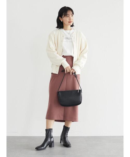 Green　Parks（グリーンパークス）の「シンプルロゴロンTEE＊（Tシャツ/カットソー・レディース・ネイビー/オフホワイト・FREE）」の17枚目の写真