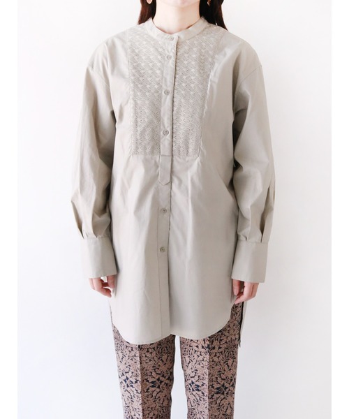 Te chichi(テチチ)の「ブロードレース切替チュニックシャツ(シャツ/ブラウス・レディース・ブラック/オフホワイト/カーキ・フリ-)」の1枚目の写真