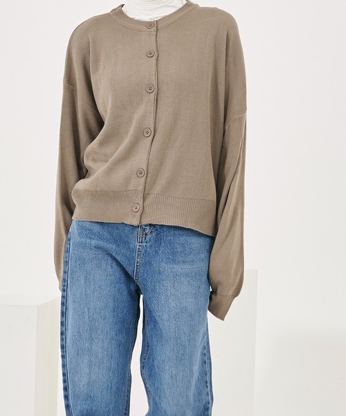 me+em select（ミームセレクト）の「ベーシッククルーネックニットカーディガン（カーディガン/ボレロ・レディース・スカイブルー/ブラック/ネイビー/レッド/ピンク/イエロー/ブルー/グリーン/クリーム/モカ/ブラウン・FREE）」の18枚目の写真