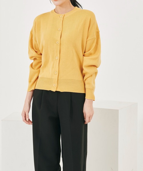 me+em select（ミームセレクト）の「ベーシッククルーネックニットカーディガン（カーディガン/ボレロ・レディース・スカイブルー/ブラック/ネイビー/レッド/ピンク/イエロー/ブルー/グリーン/クリーム/モカ/ブラウン・FREE）」の12枚目の写真