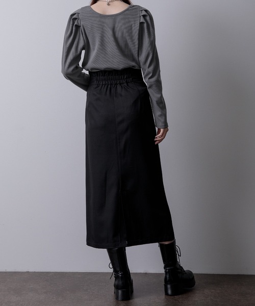 Adoon plain(アドーンプレーン)の「スクエアネックロンT(Tシャツ/カットソー・レディース・ブラック/オフホワイト/ダークブルー・FREE)」の5枚目の写真