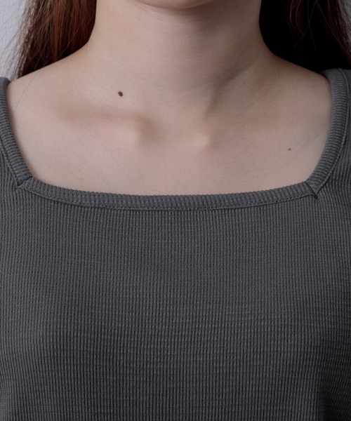 Adoon plain(アドーンプレーン)の「スクエアネックロンT(Tシャツ/カットソー・レディース・ブラック/オフホワイト/ダークブルー・FREE)」の7枚目の写真