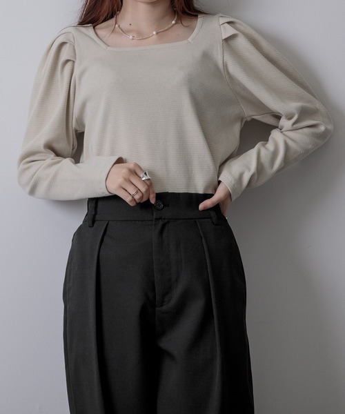 Adoon plain(アドーンプレーン)の「スクエアネックロンT(Tシャツ/カットソー・レディース・ブラック/オフホワイト/ダークブルー・FREE)」の21枚目の写真