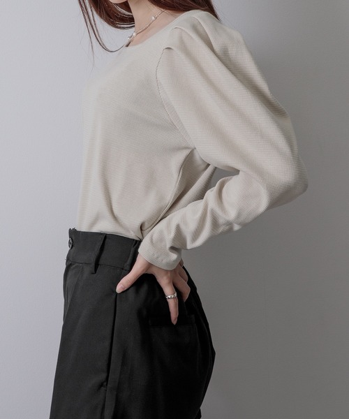 Adoon plain(アドーンプレーン)の「スクエアネックロンT(Tシャツ/カットソー・レディース・ブラック/オフホワイト/ダークブルー・FREE)」の22枚目の写真