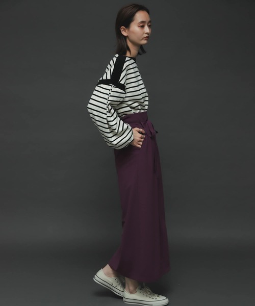 SENSE OF PLACE by URBAN RESEARCH(センスオブプレイスバイアーバンリサーチ)の「ボリュームスリーブトップ(Tシャツ/カットソー・レディース・ホワイト系その他/ブラック系その他/レッド/ブルー・ONE)」の9枚目の写真