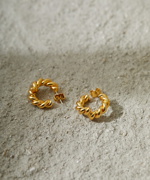 Birthday room（バースデイルーム）の「スクリューミニフープピアス（ピアス（両耳用）・レディース・シルバー/ゴールド・FREE）」の3枚目の写真