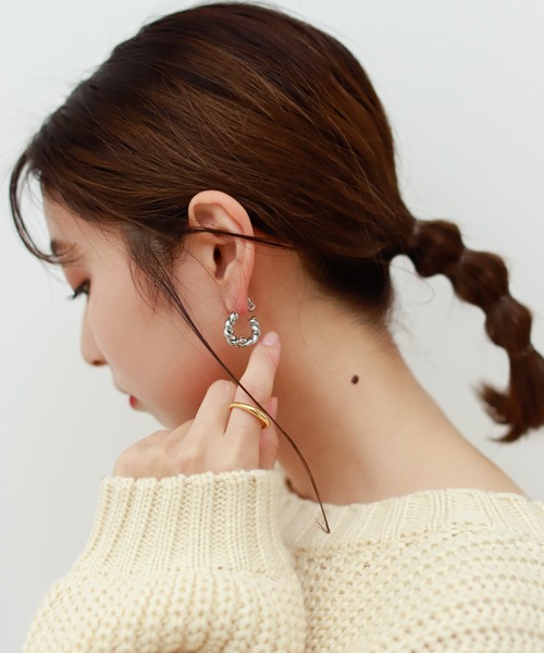 Birthday room（バースデイルーム）の「スクリューミニフープピアス（ピアス（両耳用）・レディース・シルバー/ゴールド・FREE）」の10枚目の写真