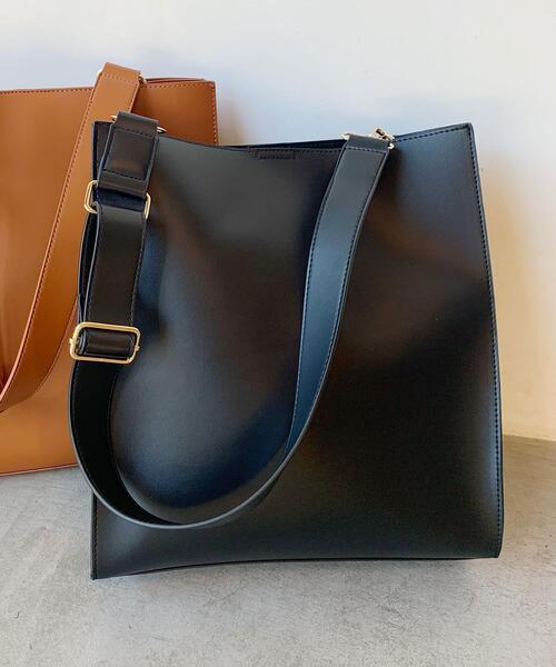 INGNI（イング）の「ワイドハンドルショルダーバッグ（トートバッグ・レディース・ブラック/キャメル・ONE SIZE）」の7枚目の写真