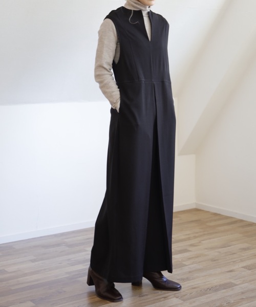 UNFIELD（アンフィールド）の「【UNFIELD ボックスプリーツデザインサロペット】（サロペット/オーバーオール・レディース・ブラック/ベージュ・FREE）」の6枚目の写真