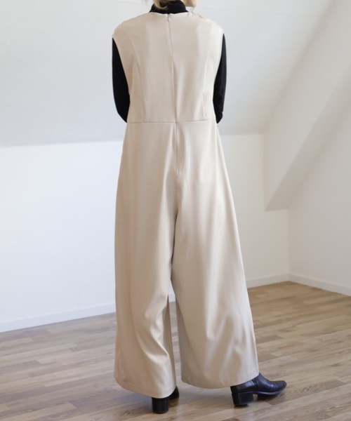UNFIELD（アンフィールド）の「【UNFIELD ボックスプリーツデザインサロペット】（サロペット/オーバーオール・レディース・ブラック/ベージュ・FREE）」の12枚目の写真