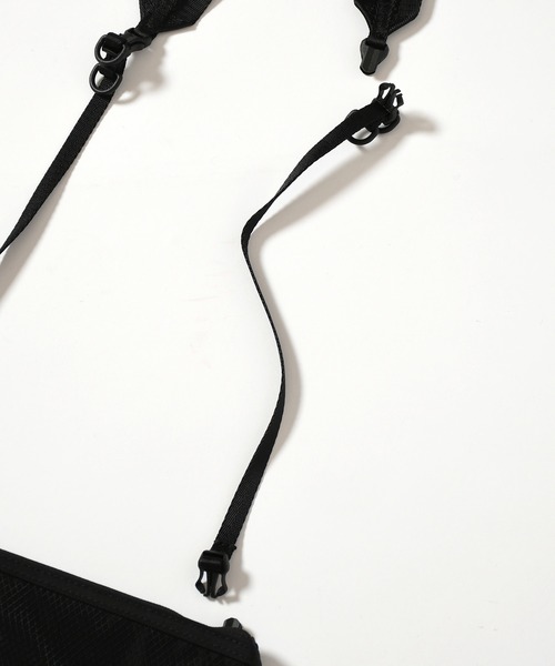 Johnbull Private labo（ジョンブルプライベートラボ）の「【F/CE】 サコッシュ / 630D MULTI POCHETTE（ショルダーバッグ・メンズ・ブラック/ベージュ/グレー・FREE）」の6枚目の写真