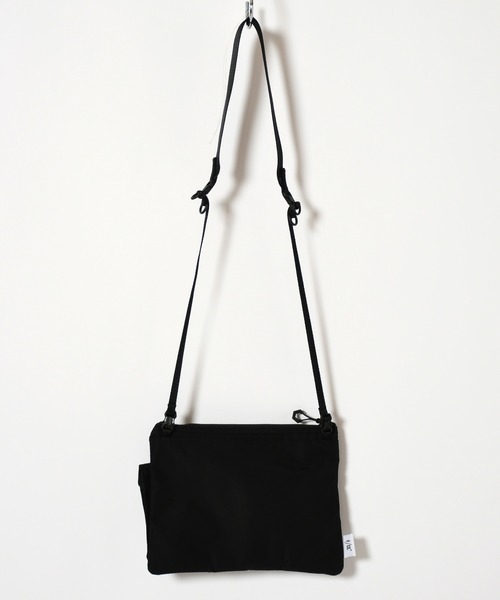 Johnbull Private labo（ジョンブルプライベートラボ）の「【F/CE】 サコッシュ / 630D MULTI POCHETTE（ショルダーバッグ・メンズ・ブラック/ベージュ/グレー・FREE）」の5枚目の写真