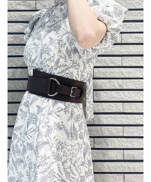 MERCURYDUO（マーキュリーデュオ）の「アシメデザインハーネスベルト（ベルト・レディース・ブラウン・FREE）」の3枚目の写真