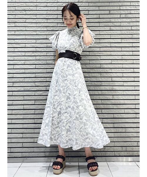 MERCURYDUO（マーキュリーデュオ）の「アシメデザインハーネスベルト（ベルト・レディース・ブラウン・FREE）」の4枚目の写真