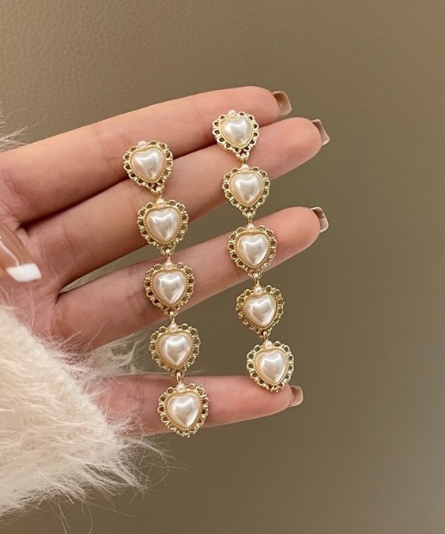 LAC-VERT（ラック・ヴェール）の「ハートドロップパールイヤリング（イヤリング・レディース・ゴールド・FREE）」の6枚目の写真