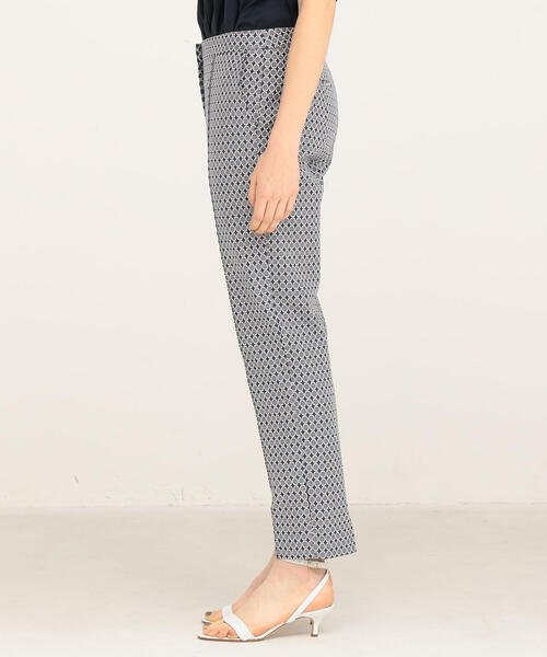 TOMORROWLAND （トゥモローランド）の「サークルドットストレッチ ミディシガレットパンツ（スラックス・レディース・ブルー系その他3・36/34）」の4枚目の写真