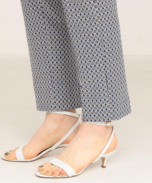 TOMORROWLAND （トゥモローランド）の「サークルドットストレッチ ミディシガレットパンツ（スラックス・レディース・ブルー系その他3・36/34）」の10枚目の写真