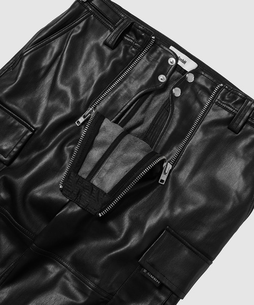 GmbH(ゲーエムベーハー)の「Woven CARGO TROUSER WITH DOUBLE ZIPS(その他パンツ・メンズ・ブラック・34/32)」の4枚目の写真