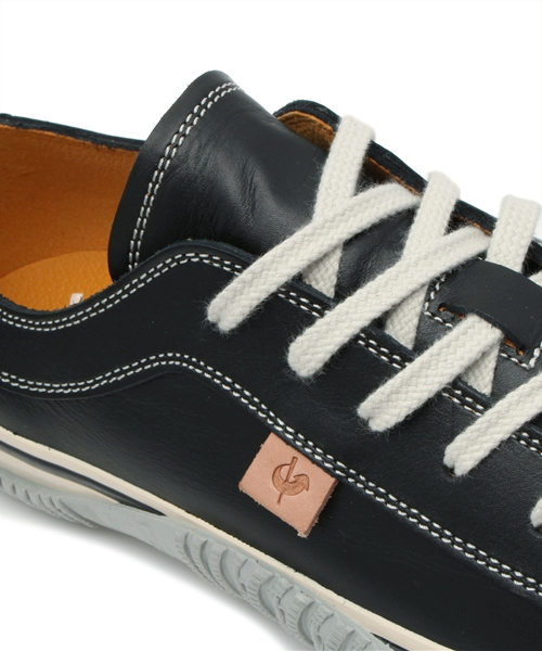 SPINGLE MOVE（スピングルムーブ）の「【SPINGLE MOVE(スピングル ムーブ)】SPM-110 牛革スニーカー（スニーカー・メンズ・ネイビー/ホワイト/ブラック・LARGE/SMALL/MEDIUM）」の8枚目の写真