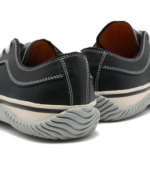 SPINGLE MOVE（スピングルムーブ）の「【SPINGLE MOVE(スピングル ムーブ)】SPM-110 牛革スニーカー（スニーカー・メンズ・ネイビー/ホワイト/ブラック・LARGE/SMALL/MEDIUM）」の10枚目の写真