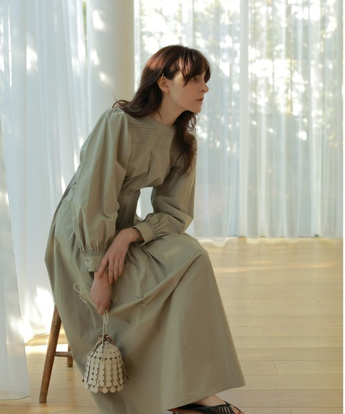 ReNorm（リノーム）の「ピンタックワンピース（ワンピース・レディース・カーキ/ネイビー/イエロー・M/S）」の4枚目の写真