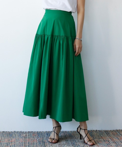 ELFRANK（エルフランク）の「ティアード切替ギャザーフレアロングスカート 【洗える】（スカート・レディース・ブラック/グリーン/ライム/ピンク・FREE）」の7枚目の写真