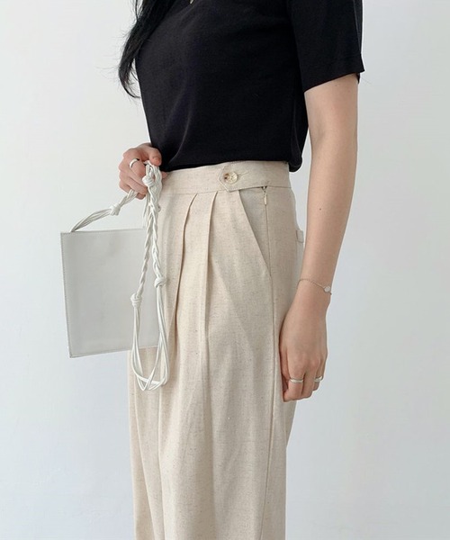 LAFFMO（ラフモ）の「リネンライクストレートパンツ（スラックス・レディース・ブラック/ベージュ・MEDIUM/LARGE）」の9枚目の写真