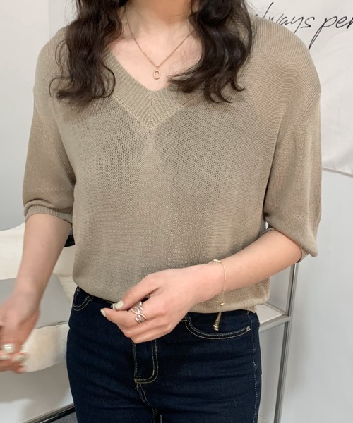 ABITOKYO（アビトーキョー）の「Vネックシアーニットトップス（ニット/セーター・レディース・ホワイト/ブラック/グレイッシュベージュ・FREE）」の22枚目の写真