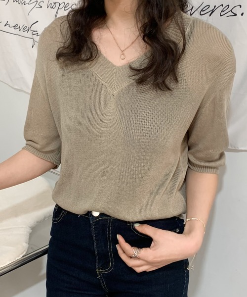 ABITOKYO（アビトーキョー）の「Vネックシアーニットトップス（ニット/セーター・レディース・ホワイト/ブラック/グレイッシュベージュ・FREE）」の15枚目の写真