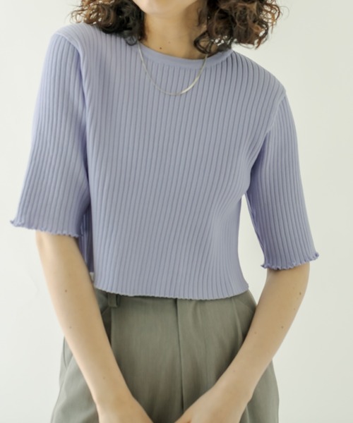 mystic(ミスティック)の「バックスリット半袖ニット(ニット/セーター・レディース・ネイビー/オフホワイト/ピンク/イエロー/ブルー/ラベンダー・FREE)」の4枚目の写真