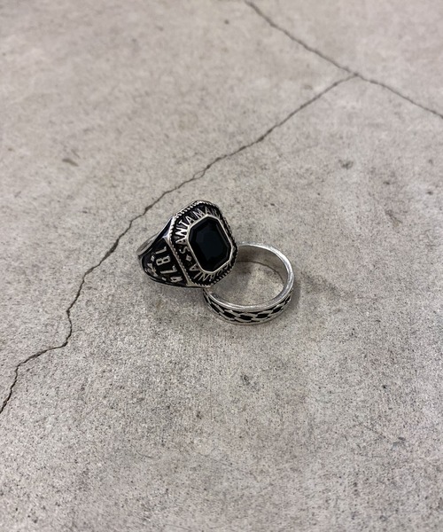 WEGO(ウィゴー)の「WEGO/【2点セット】カレッジリング(リング・メンズ・その他3/その他6/その他1/その他5/その他2/その他4・FREE)」の3枚目の写真