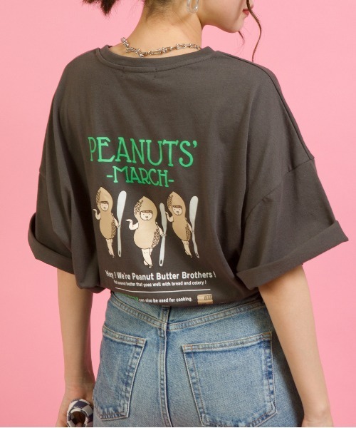 SpRay(スプレイ)の「PEANUTS BROTHERS BIGTシャツ(Tシャツ/カットソー・レディース・オフホワイト/ブルー/ラベンダー/オートミール/スミクロ・FREE)」の3枚目の写真