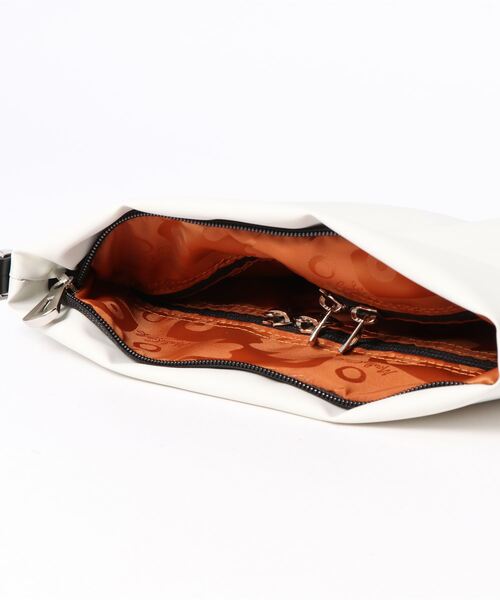 ITTI（イッチ）の「ショルダーバッグ（ショルダーバッグ・メンズ・ブラック・FREE）」の7枚目の写真