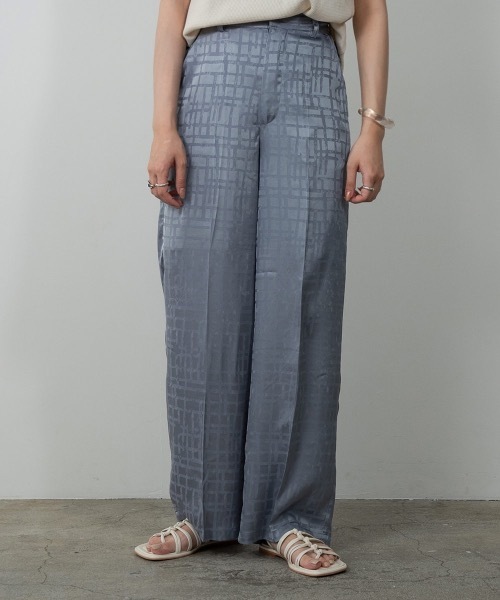 Amiur（エミレ）の「nuance plaid semi wide pants（その他パンツ・レディース・オレンジ/ブルー/アイボリー・S/M）」の4枚目の写真