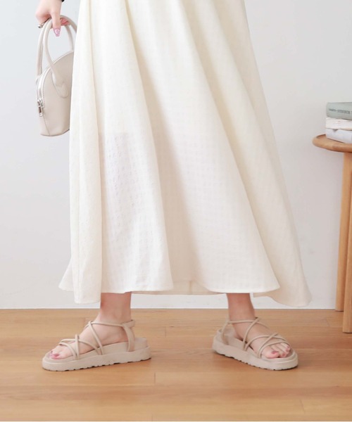 archives（アルシーヴ）の「ギャザーフレアキャミワンピース（ワンピース・レディース・ブラック/ブラウン/オフホワイト・MEDIUM）」の14枚目の写真