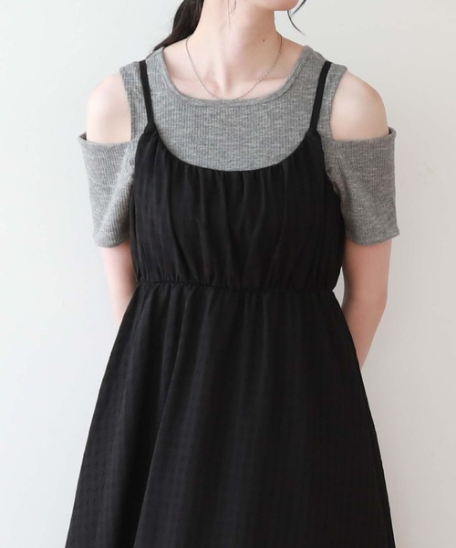 archives（アルシーヴ）の「ギャザーフレアキャミワンピース（ワンピース・レディース・ブラック/ブラウン/オフホワイト・MEDIUM）」の20枚目の写真