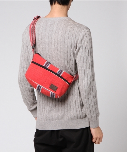 チャイハネ（チャイハネ）の「【チャイハネ】ネパール手織りコットンミニショルダーバッグ（ショルダーバッグ・メンズ・パープル/ホワイト×ブルー/ホワイト/イエロー系その他/ラベンダー/ブルー/グリーン/レッド/ブルー系その他/ダークブルー/グリーン系その他・FREE）」の20枚目の写真