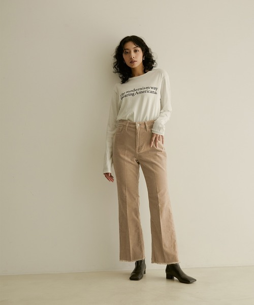 SALON adam et rope'（サロン アダム エ ロペ）の「【Healthy DENIM for SALON】別注Lotus フレアーコーデュロイパンツ（その他パンツ・レディース・ブラウン・23/24/25/26/22）」の4枚目の写真