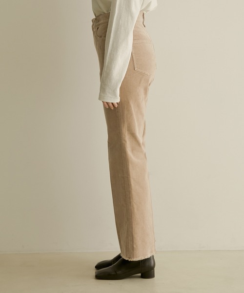 SALON adam et rope'（サロン アダム エ ロペ）の「【Healthy DENIM for SALON】別注Lotus フレアーコーデュロイパンツ（その他パンツ・レディース・ブラウン・23/24/25/26/22）」の9枚目の写真