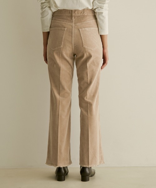 SALON adam et rope'（サロン アダム エ ロペ）の「【Healthy DENIM for SALON】別注Lotus フレアーコーデュロイパンツ（その他パンツ・レディース・ブラウン・23/24/25/26/22）」の10枚目の写真