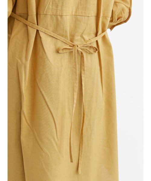 Lugnoncure(ルノンキュール)の「ヨーク切替タックチュニック(シャツ/ブラウス・レディース・ブラック/オフホワイト/イエロー・フリ-)」の11枚目の写真